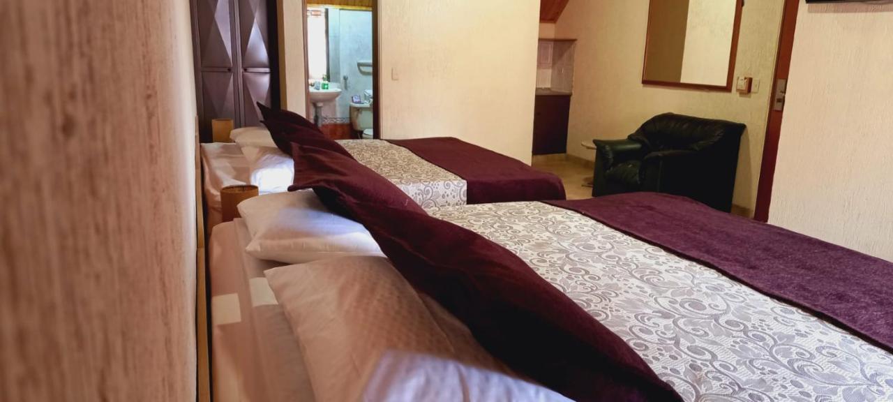 Hoteles Bogota Inn Colonial Екстериор снимка