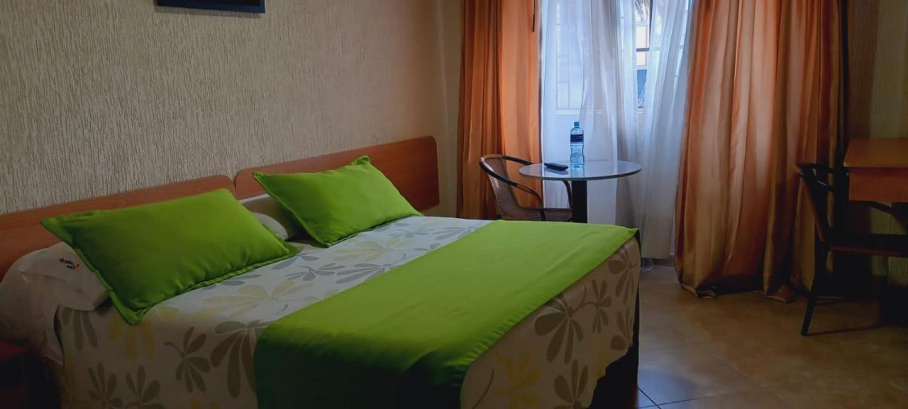 Hoteles Bogota Inn Colonial Екстериор снимка